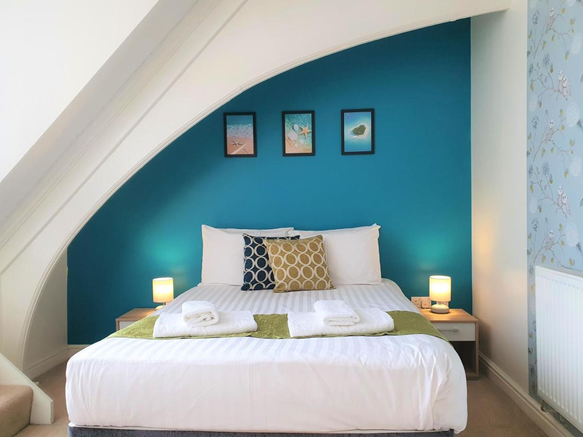 Central Apartments - Spacious 2 Beds Swindon Exterior photo